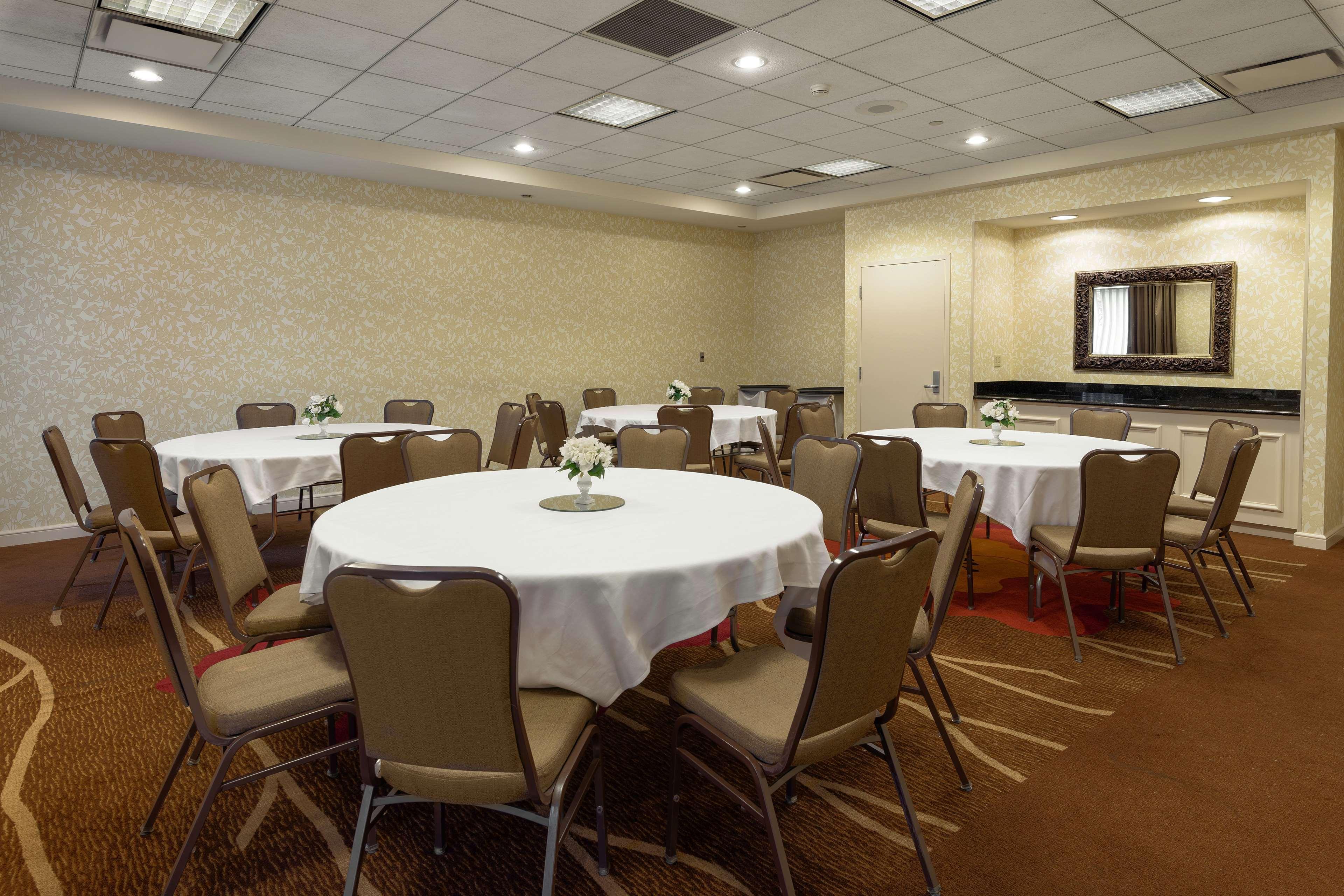 Hilton Garden Inn Cleveland/Twinsburg Buitenkant foto
