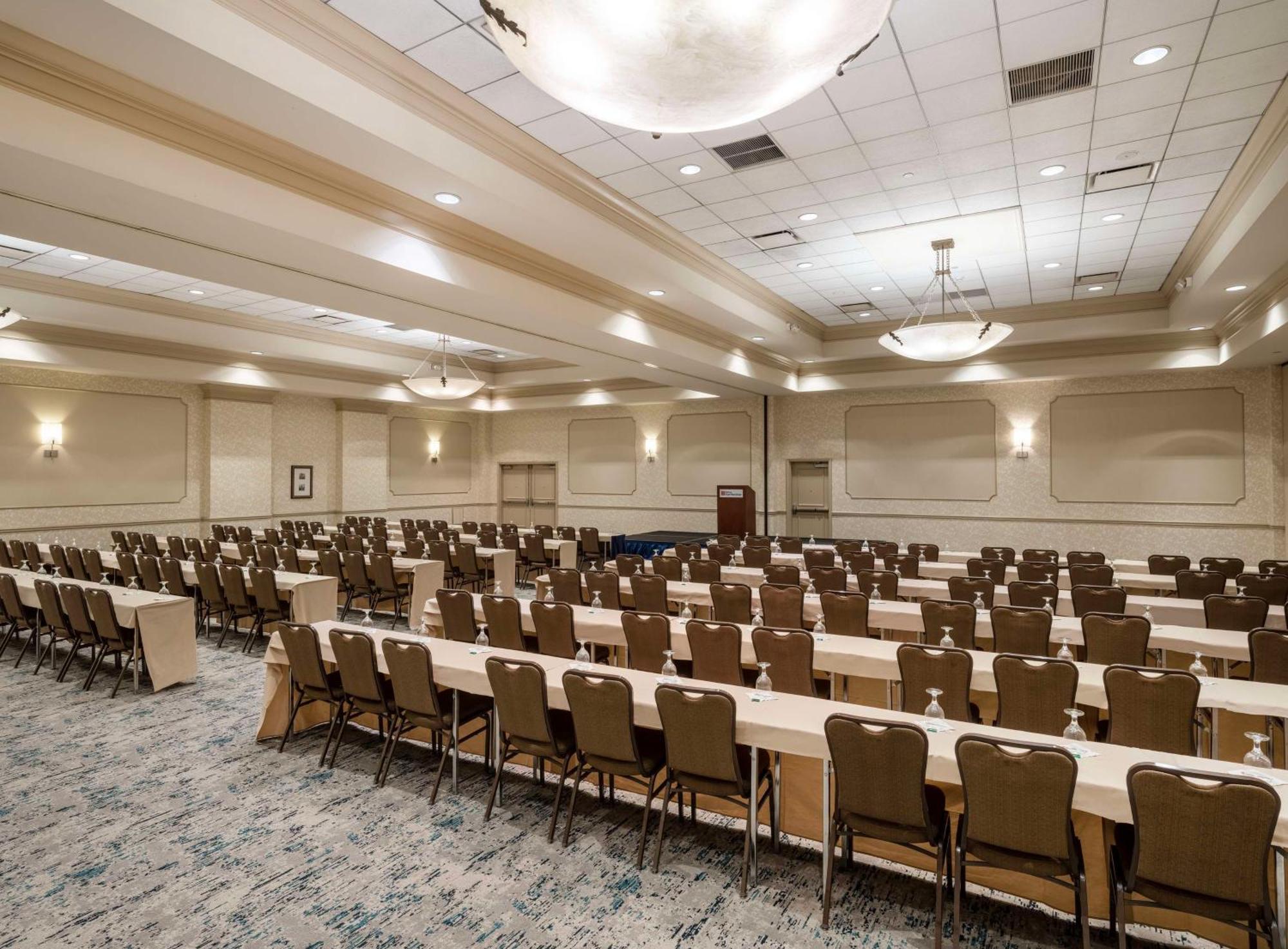 Hilton Garden Inn Cleveland/Twinsburg Buitenkant foto